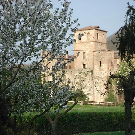Podere Dei Carraresi 乡村民宿